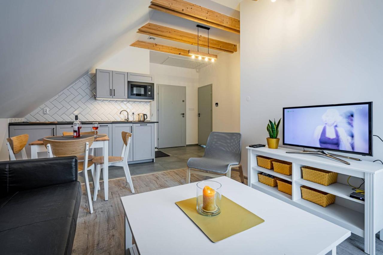 Apartamenty Ustronne Lisciasta Extérieur photo