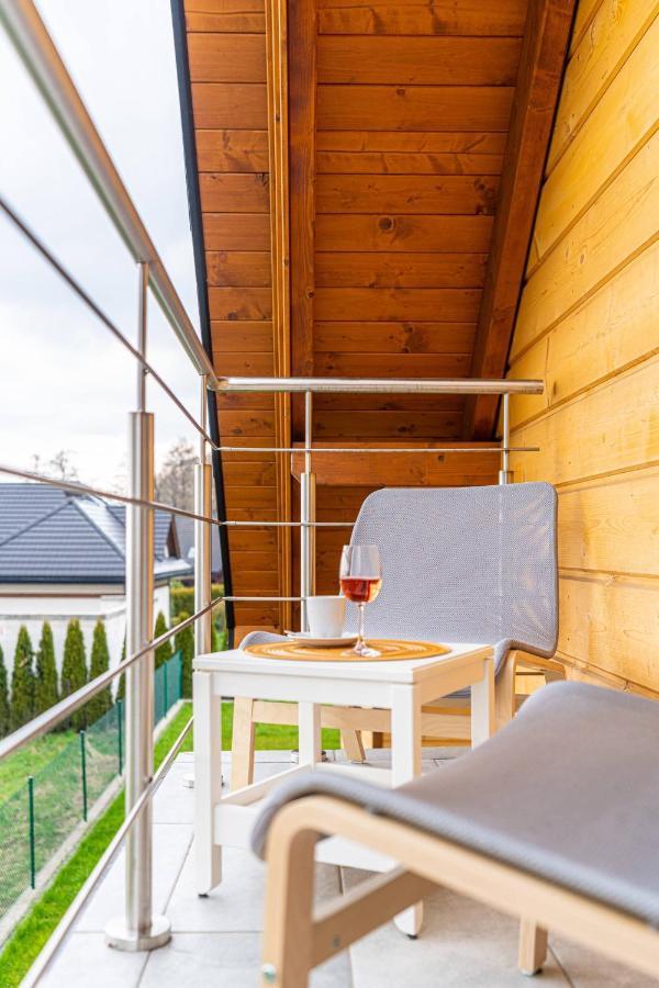 Apartamenty Ustronne Lisciasta Extérieur photo