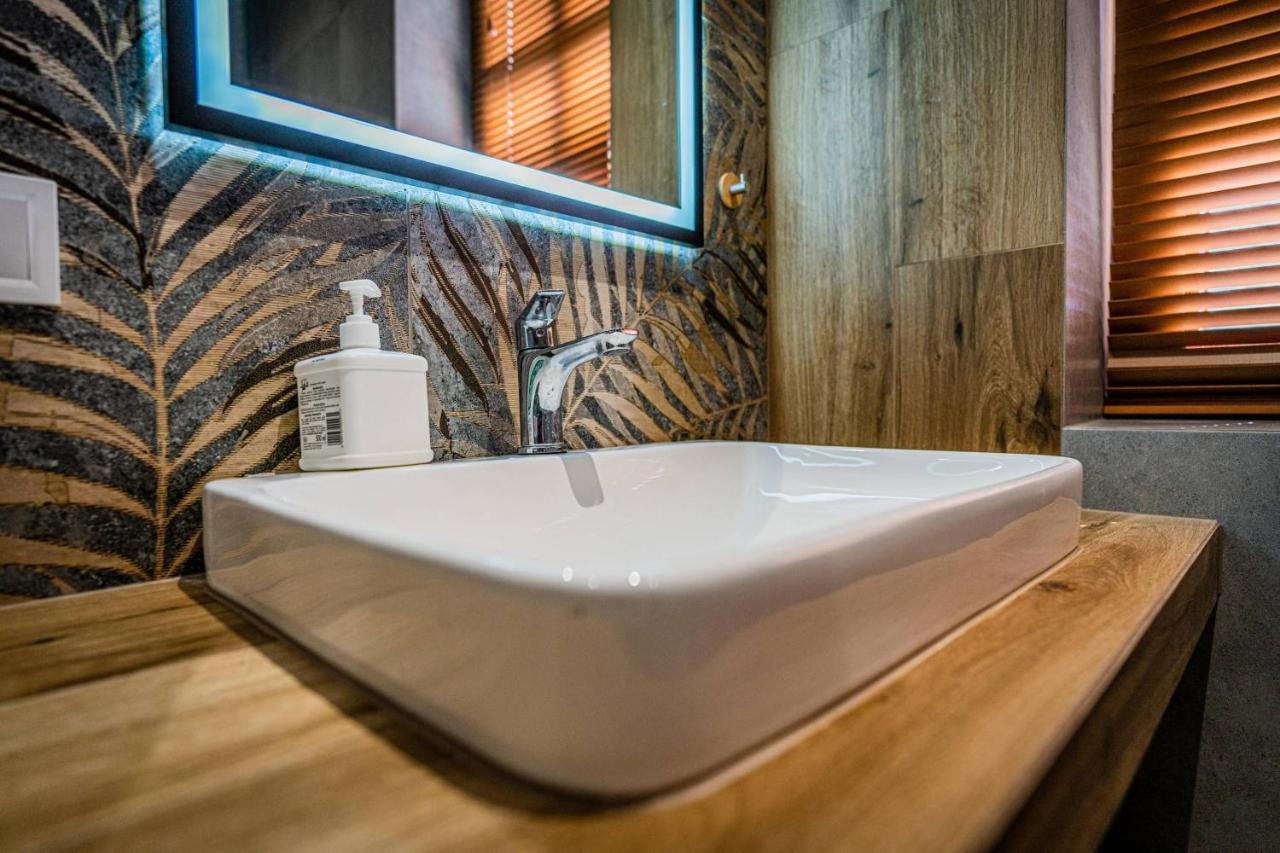 Apartamenty Ustronne Lisciasta Extérieur photo