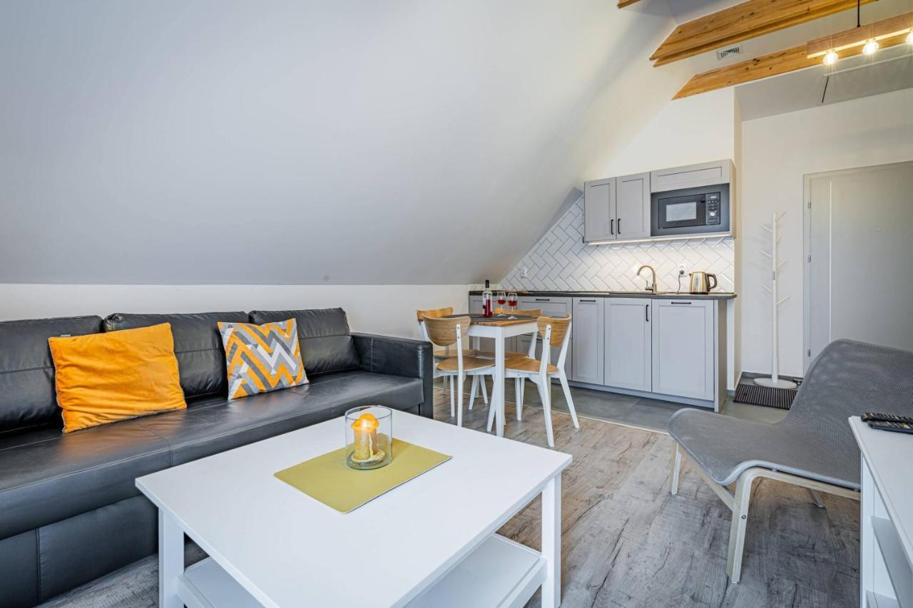 Apartamenty Ustronne Lisciasta Extérieur photo