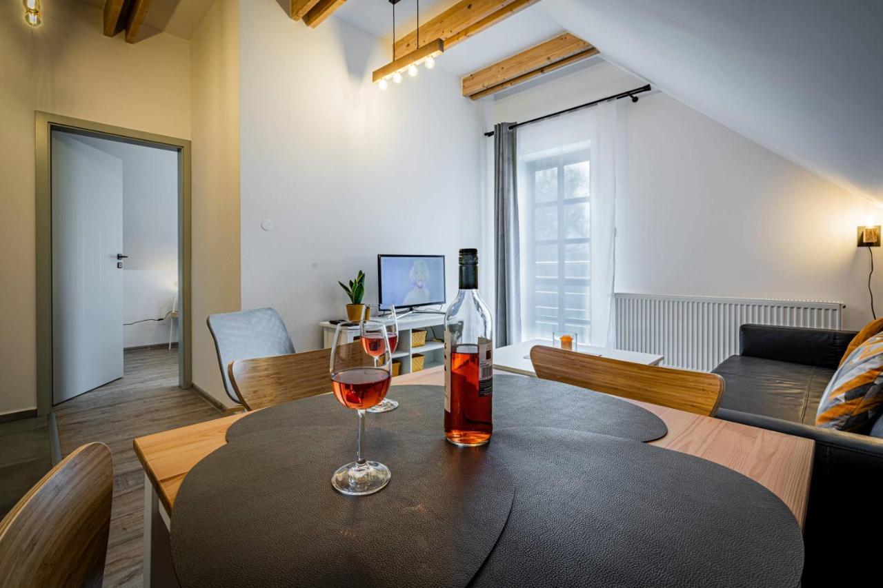 Apartamenty Ustronne Lisciasta Extérieur photo