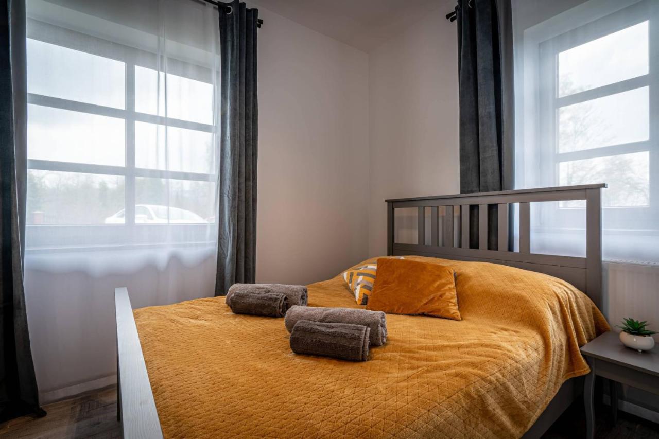 Apartamenty Ustronne Lisciasta Extérieur photo