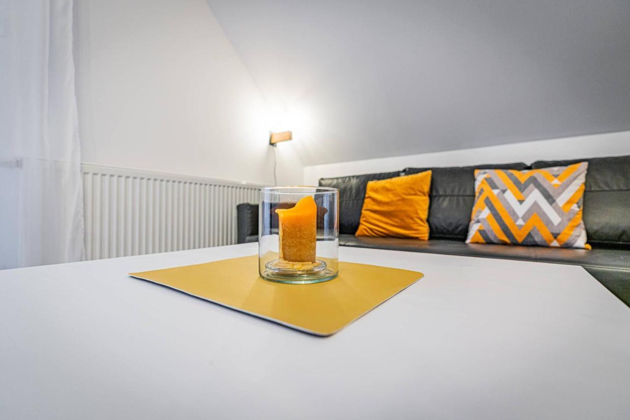 Apartamenty Ustronne Lisciasta Extérieur photo